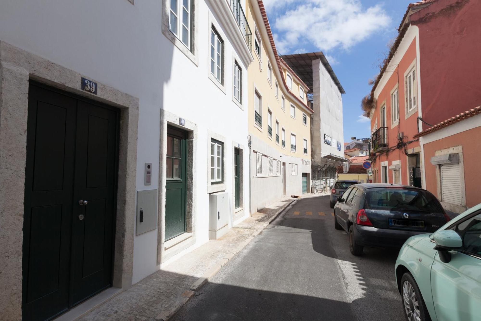 Flh Campo Ourique Chic Mezzanine Apartment Lissabon
